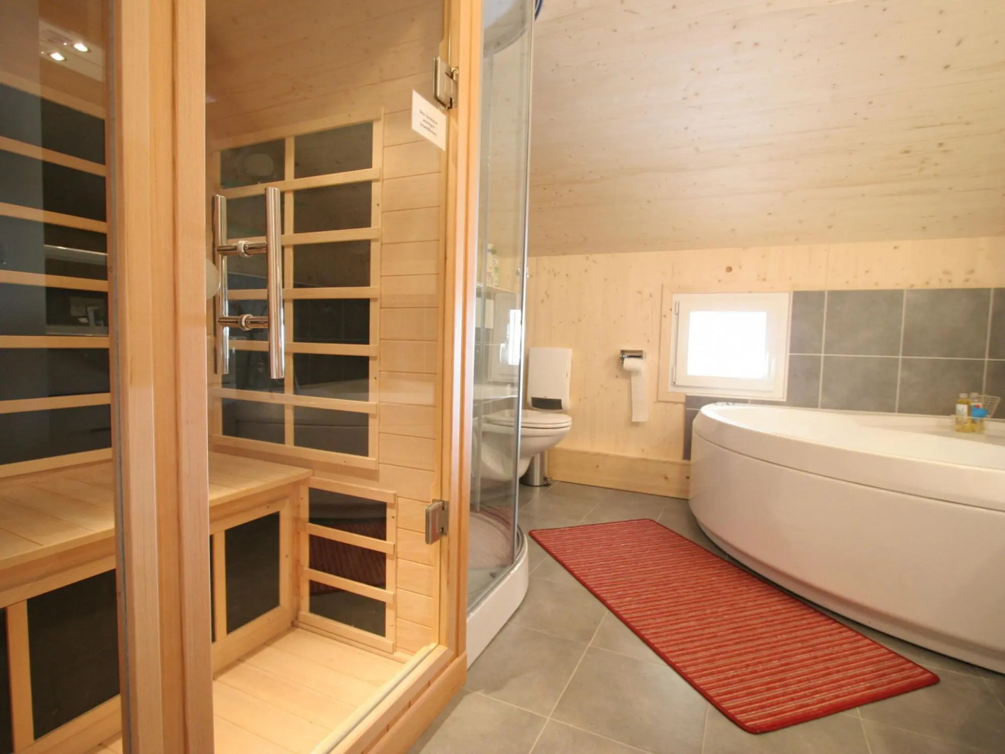 Cozy Chalet in Hohentauern near Ski Area