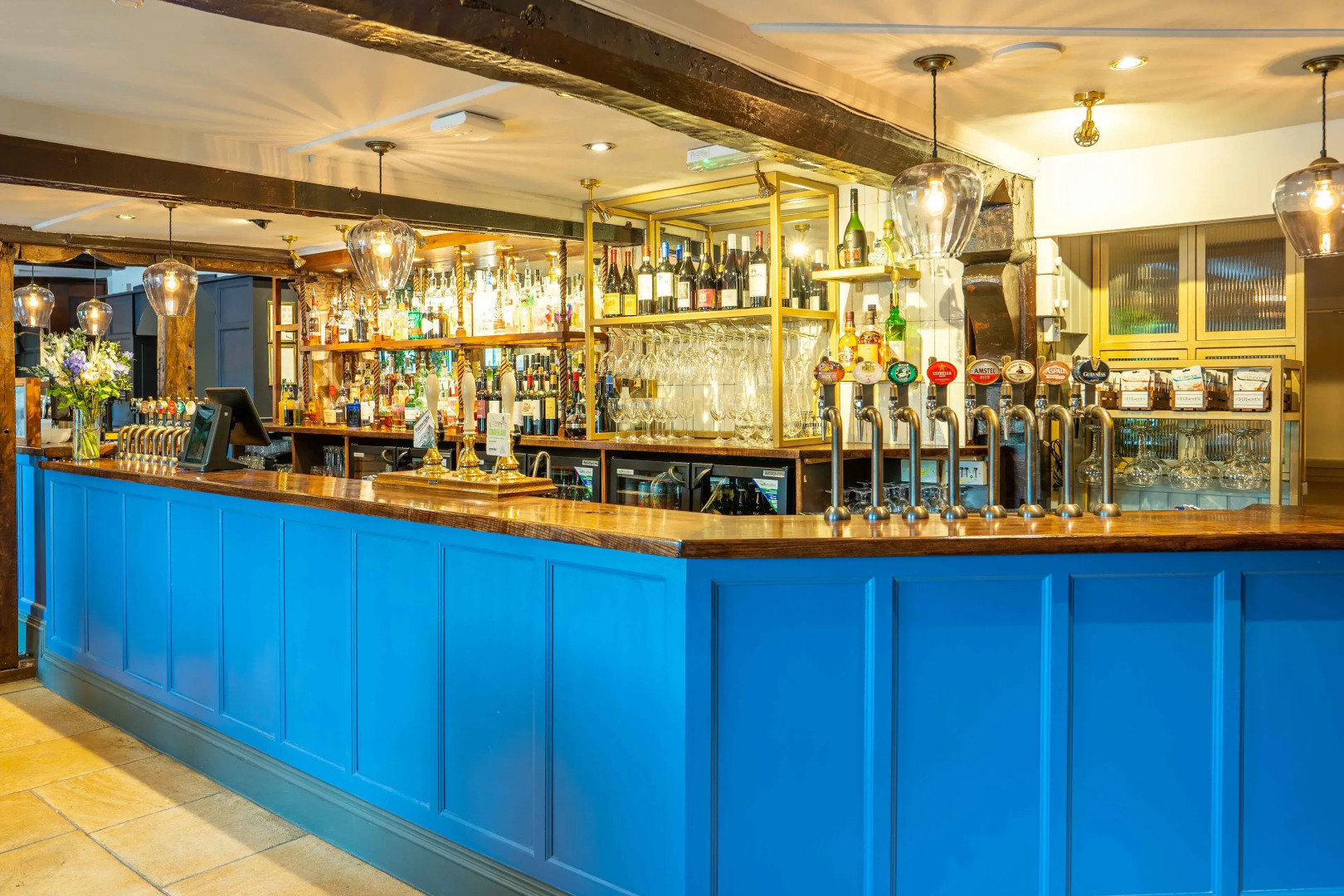 Hartford Hall on School Lane