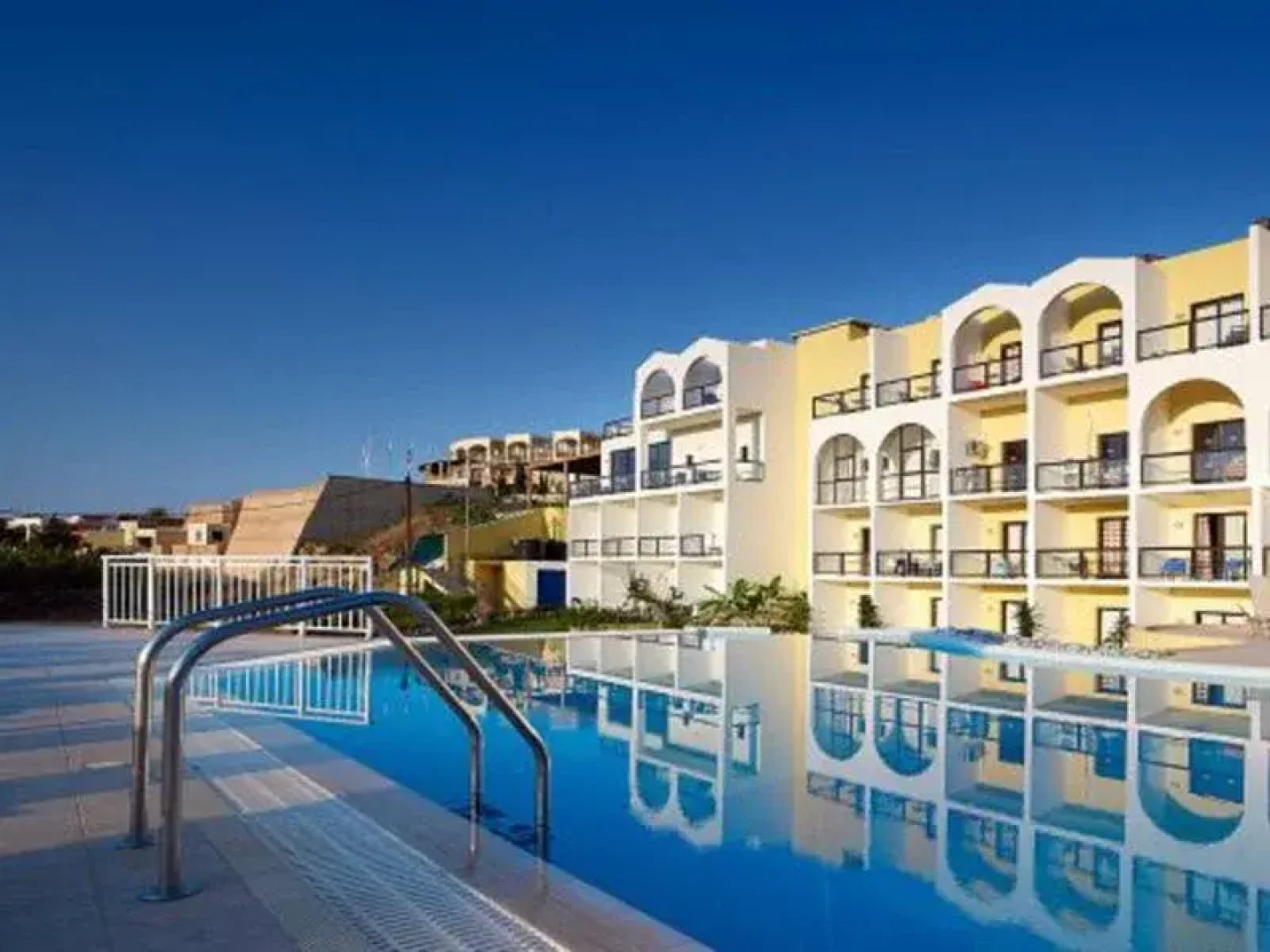 Kiotari Garden Hotel