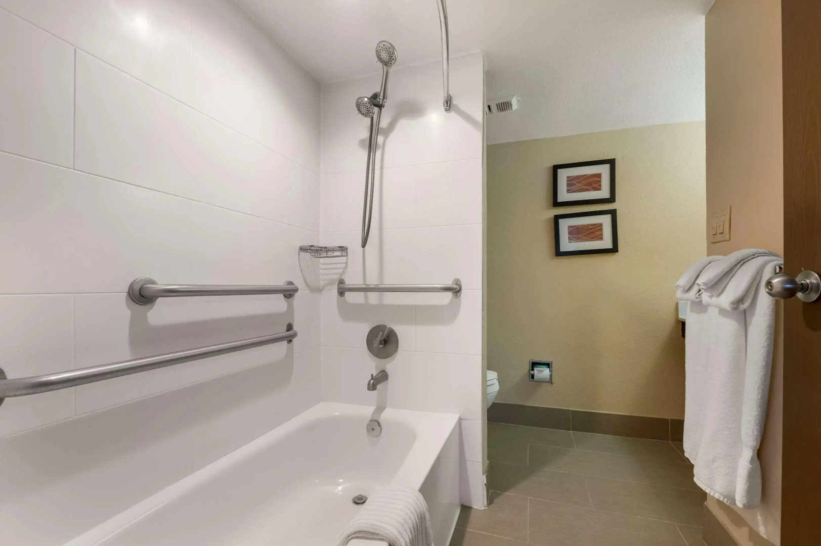 Comfort Inn & Suites Indianapolis Northwest - College Park