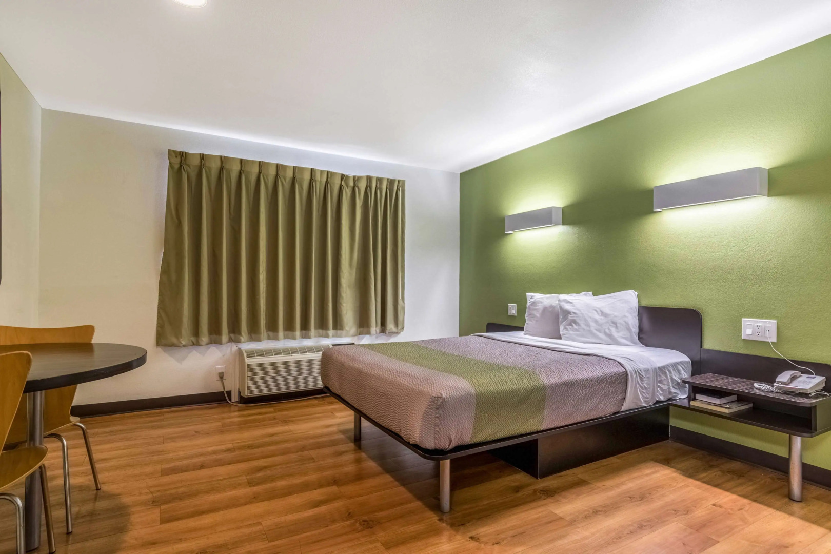 Motel 6 Redlands, CA