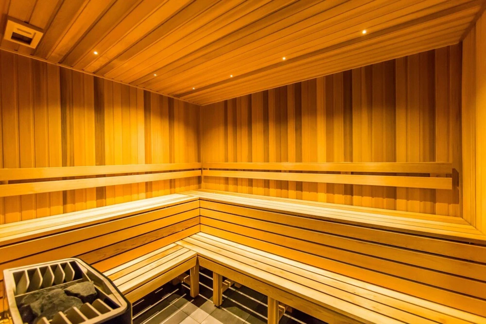 Midnight Apartments Accommodate Canberra