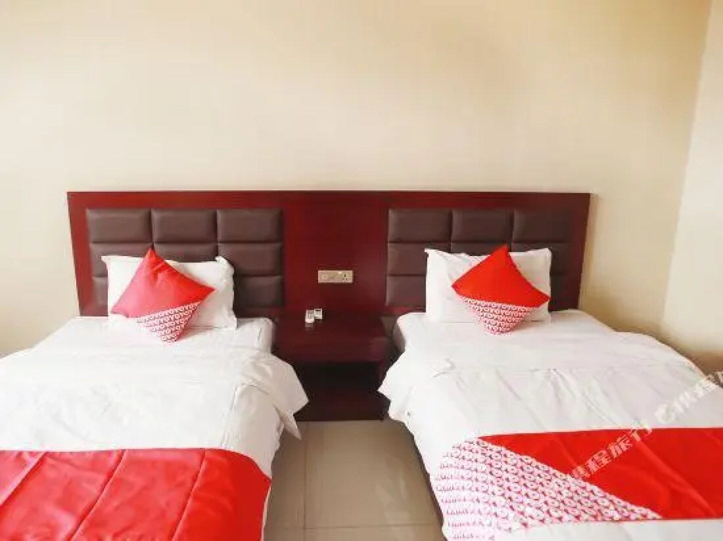 OYO Baoji Dingsheng Hotel