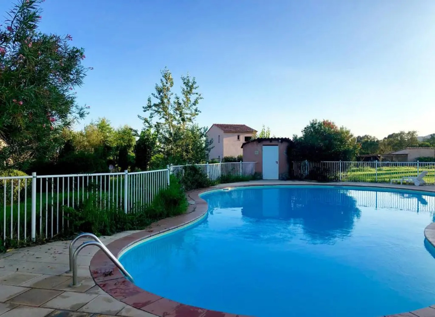 Marina di pinarello, appt climatisé à 400m de la plage