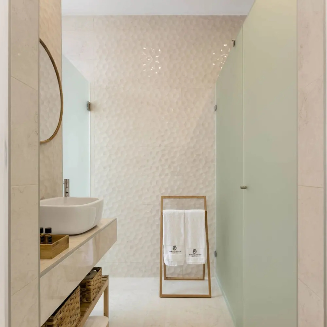 Penedo da Saudade Suites & Hostel