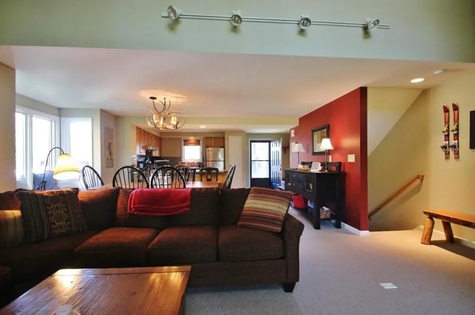 Woods 81 3 Bedroom Condo by Redawning