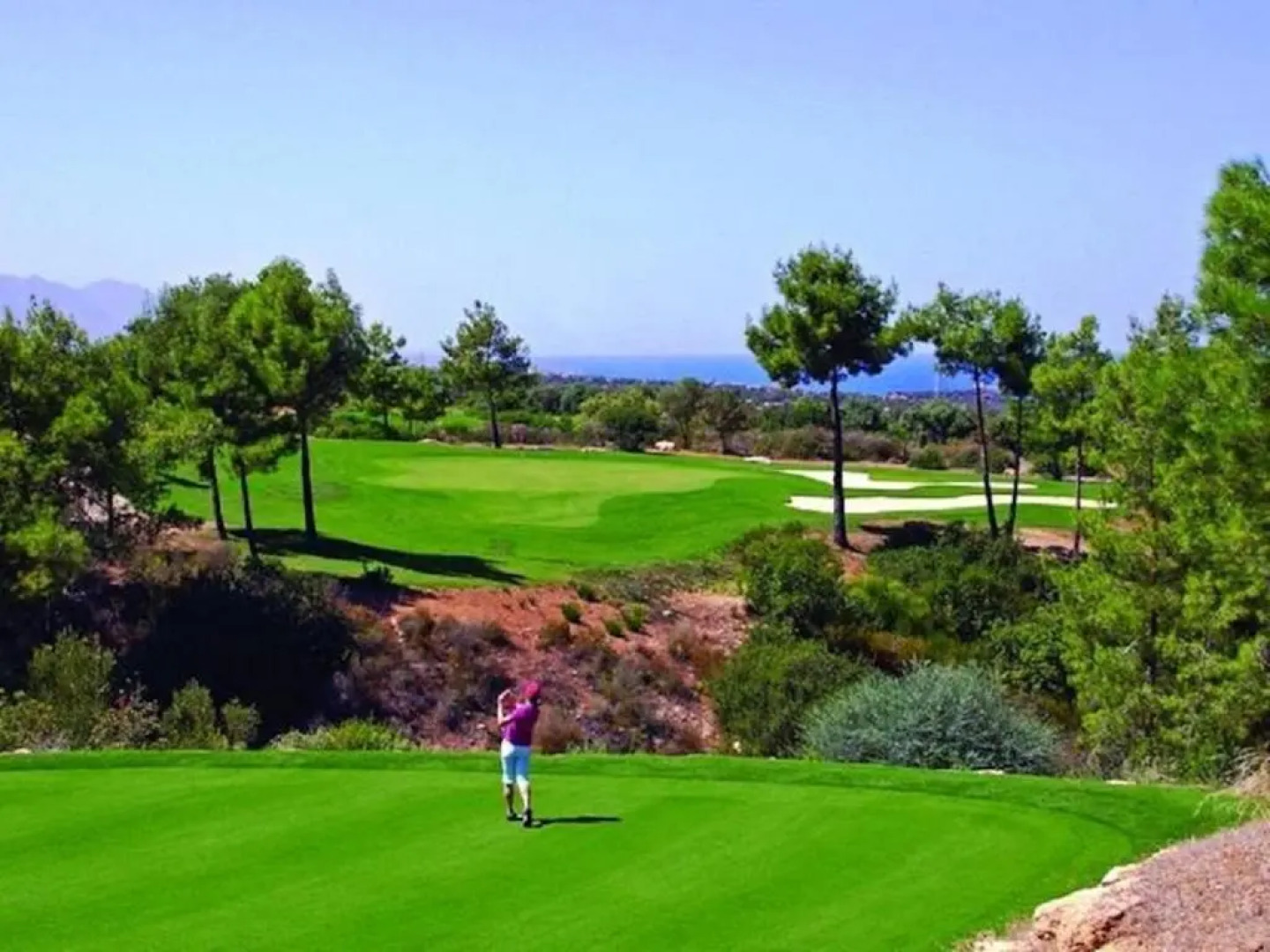 An Executive 3 Bedroom Villa, Private Pool, Ac Wifi in all Rooms, Internet Tv