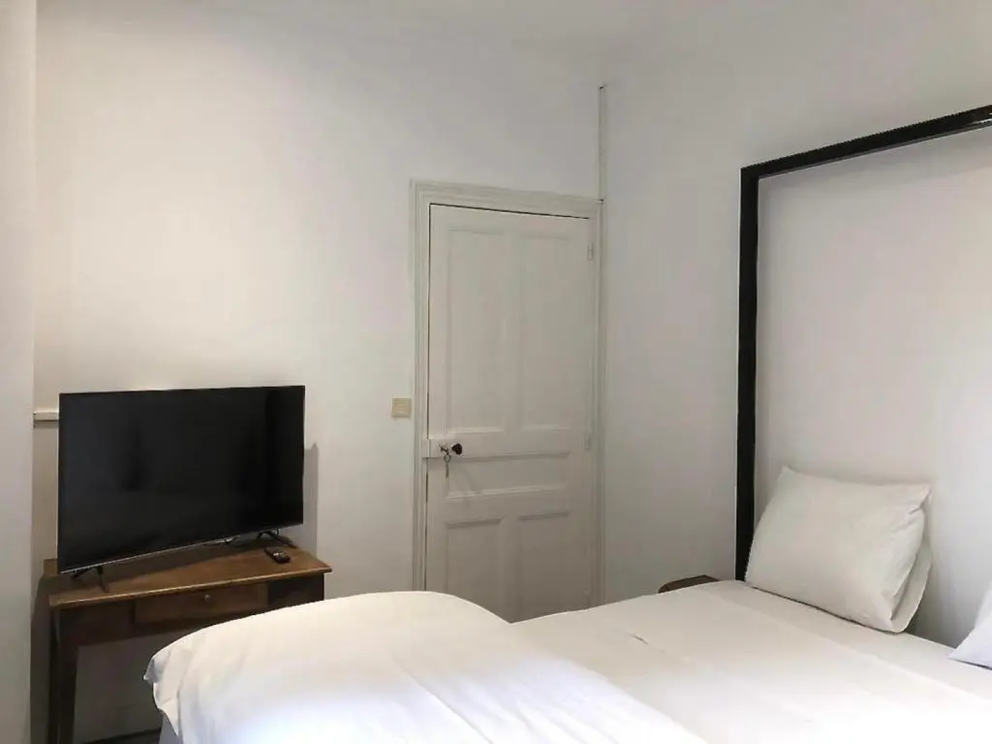 Les Horizons 4 SAISONS - Piscine chauffée Toute l'année - SPA- Jacuzzi - MASSAGE- SAUNA - 800m centre ville Nyons