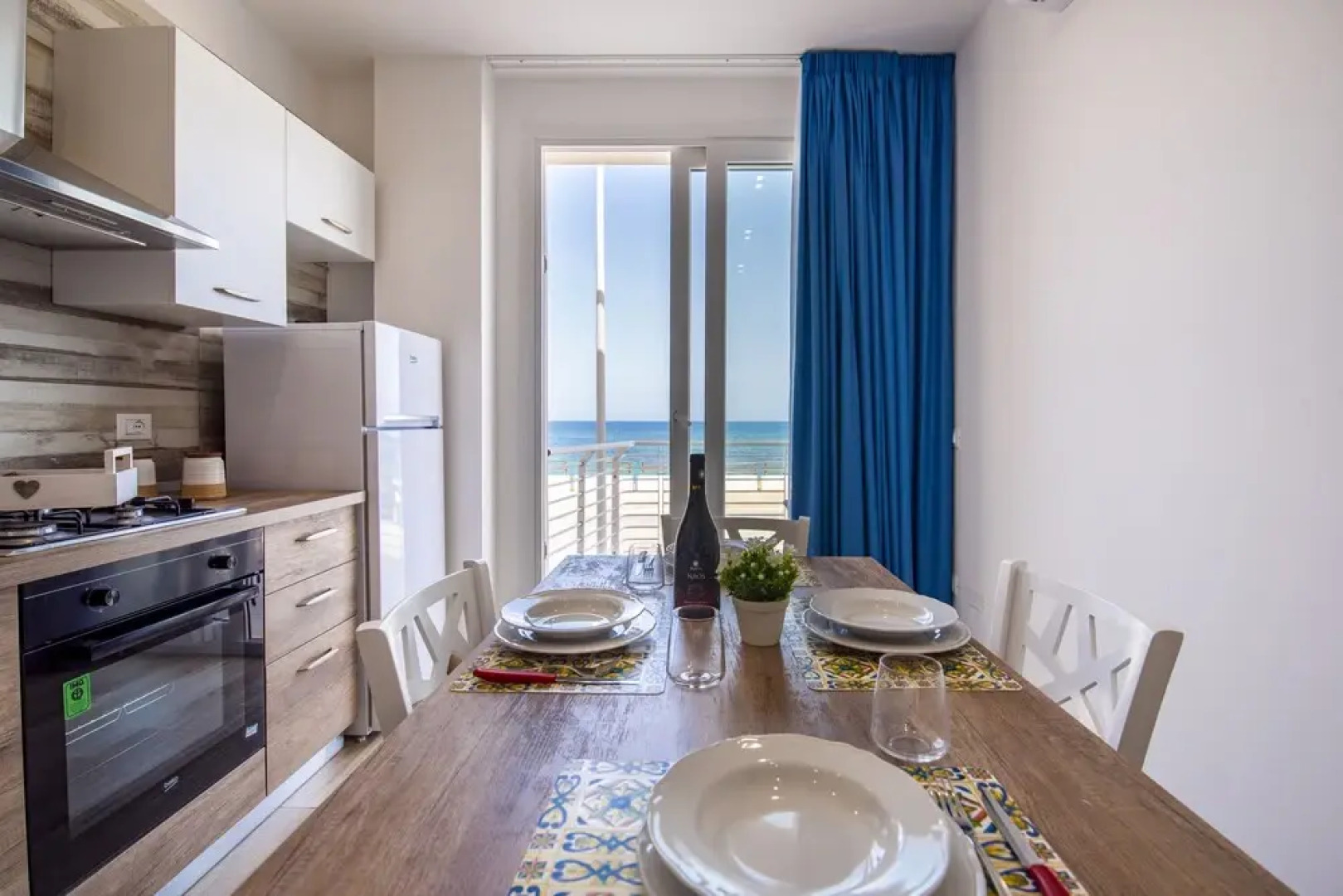 Diamante Apartment On Sea Shore