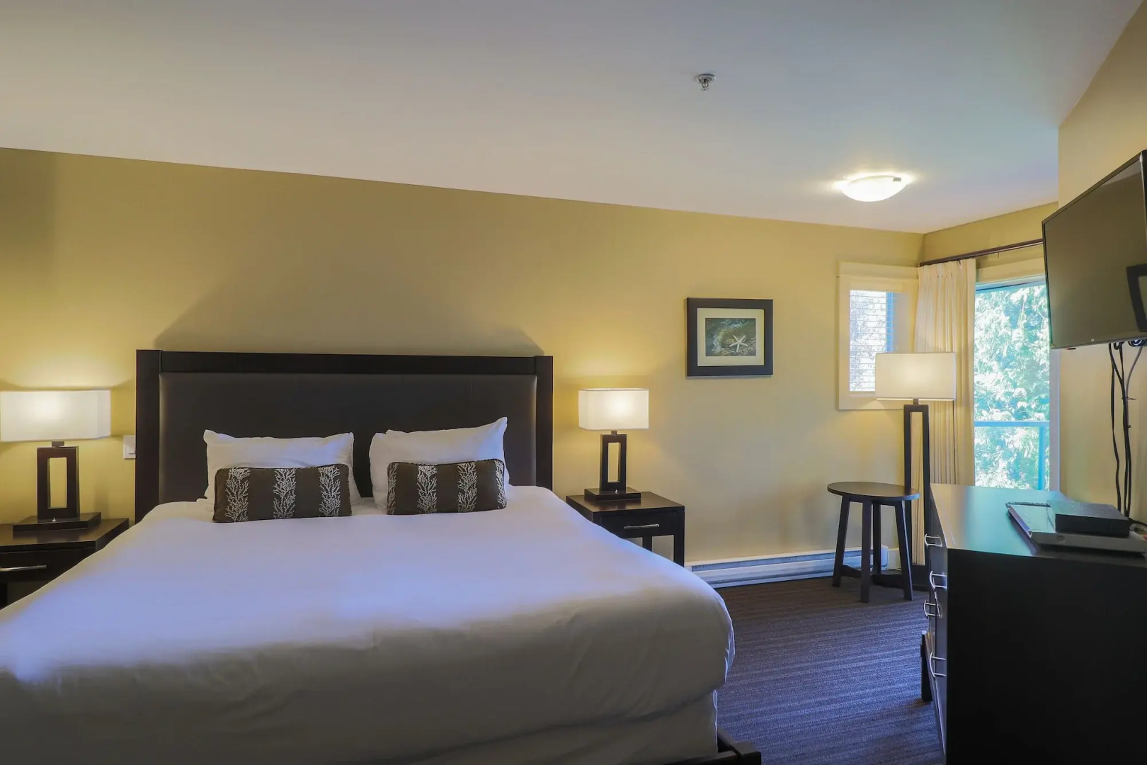 Pacific Shores Resort & Spa