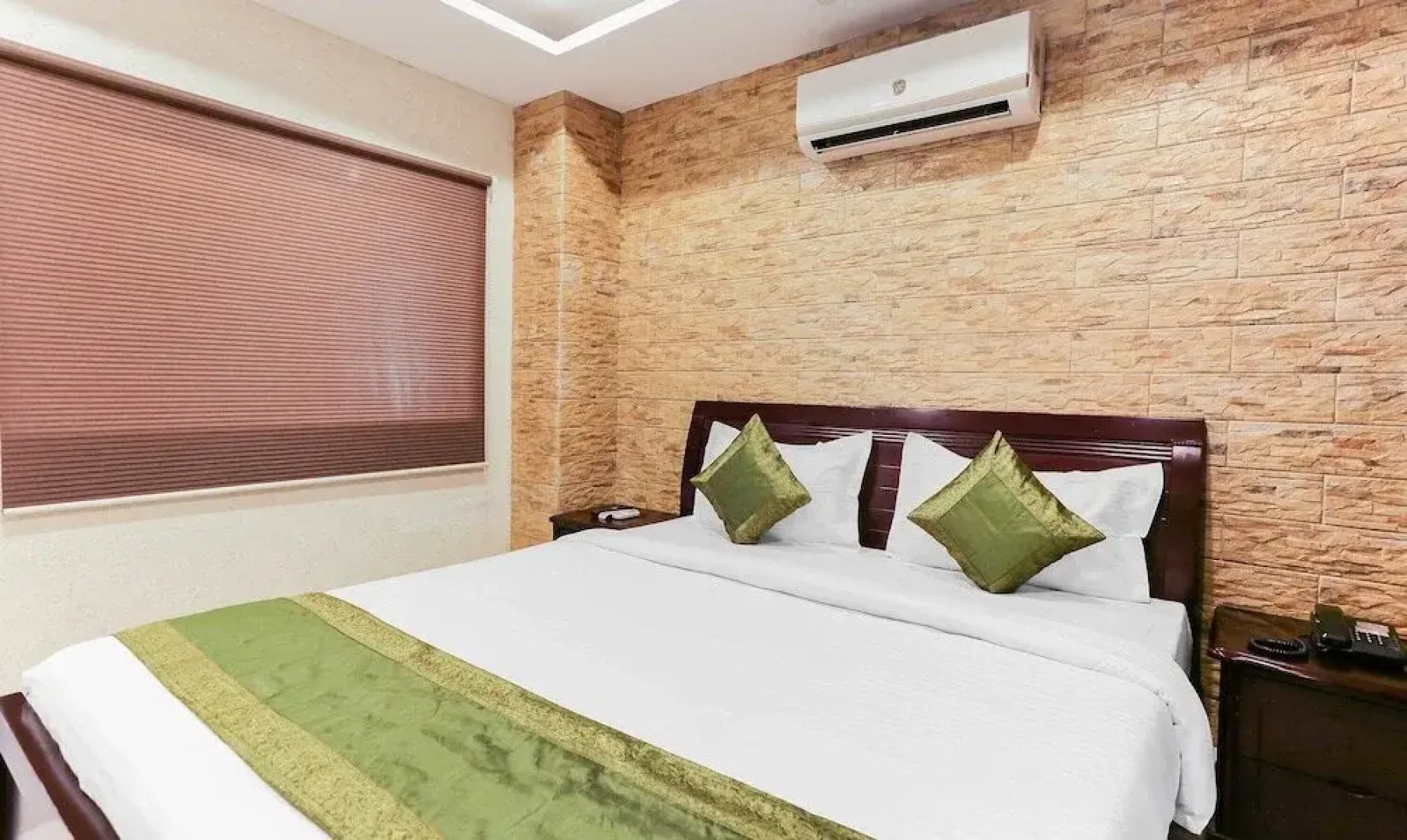 Hotel Highland Inn by Treebo