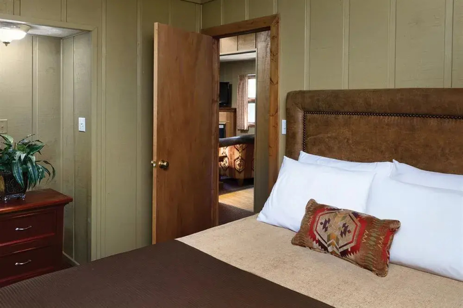 Shawnee Lodge & Conference Center