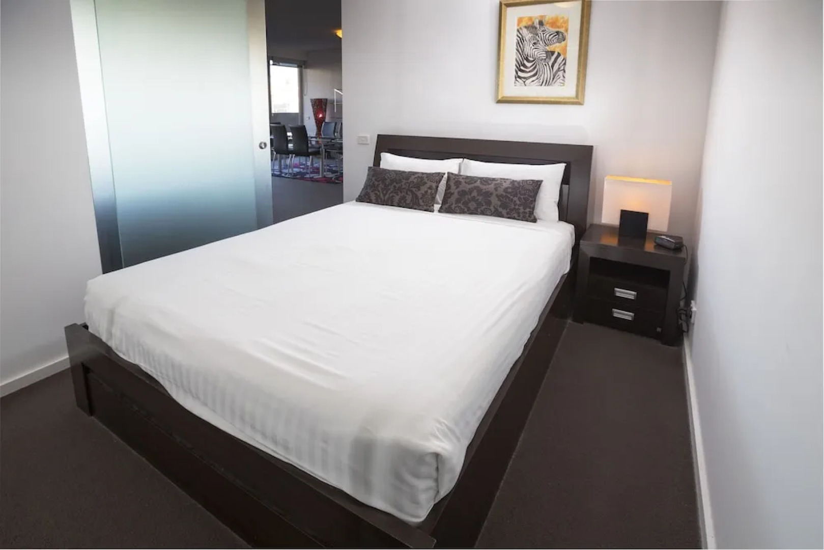 B7 Honeysuckle Executive Apartments