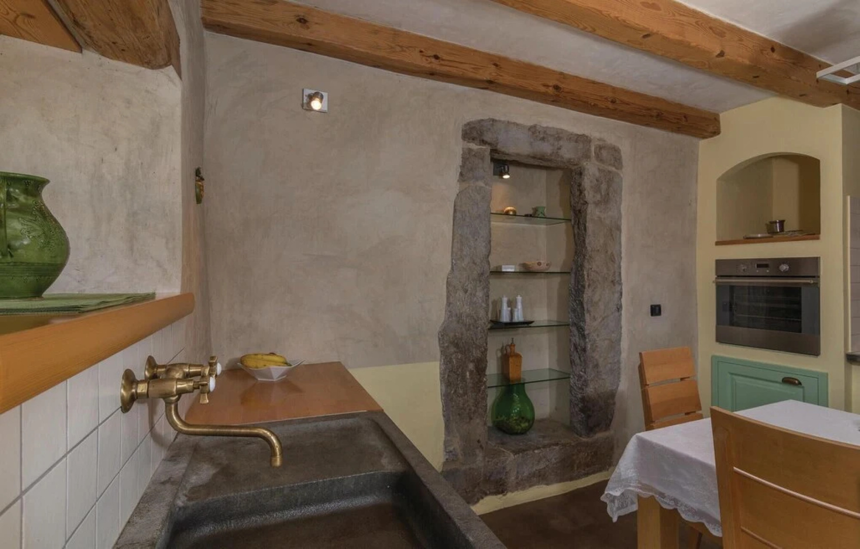 Awesome Home in Groznjan With Sauna, Wifi and 2 Bedrooms