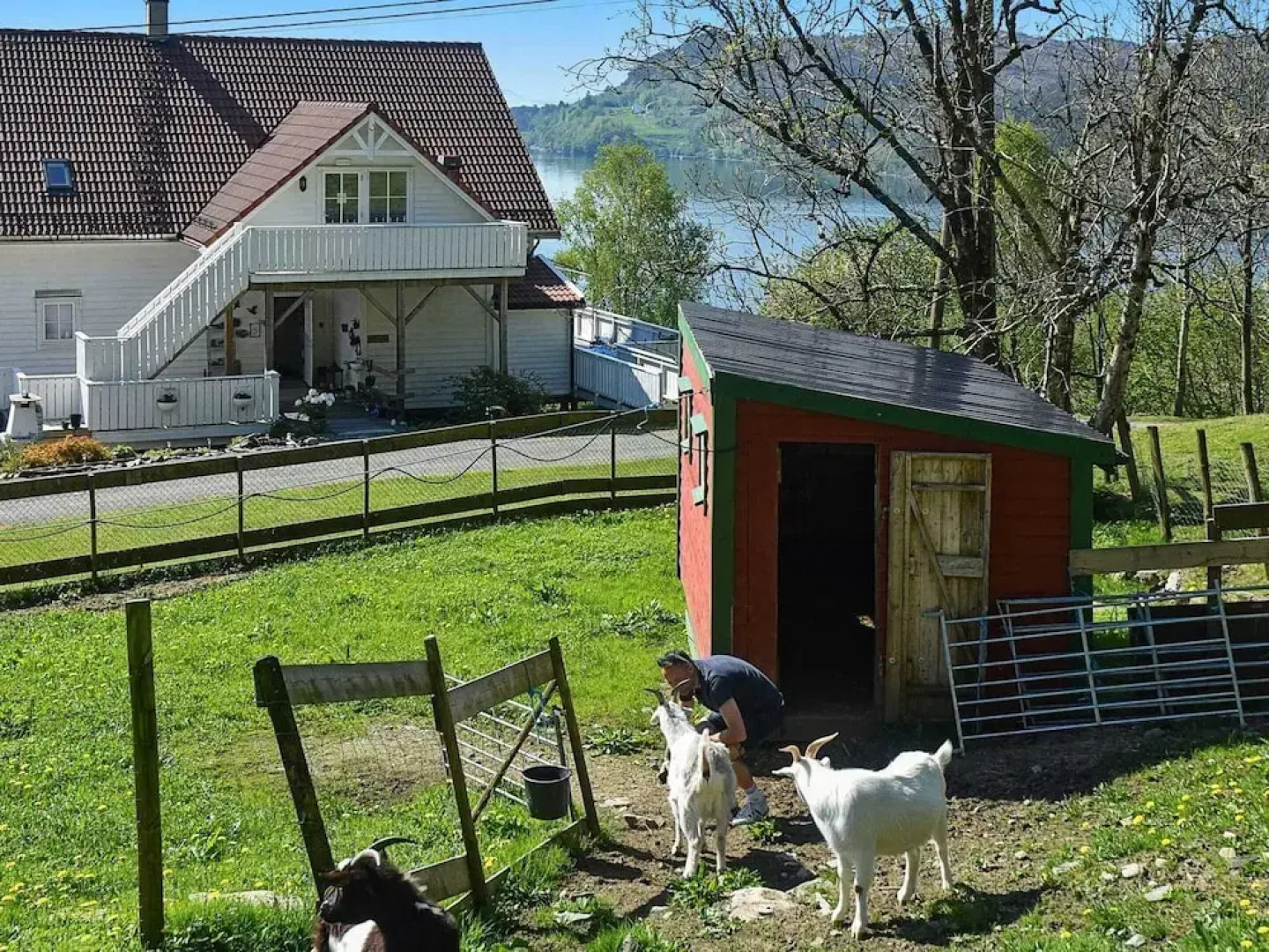 6 Person Holiday Home in Onarheim