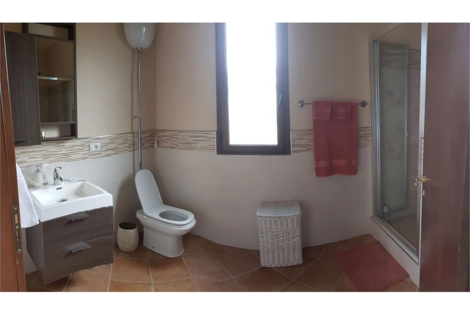 Luxurious villa at shore