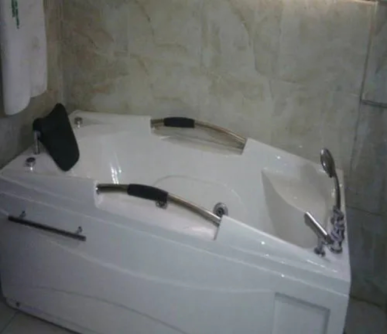 Divine Fountain Hotel