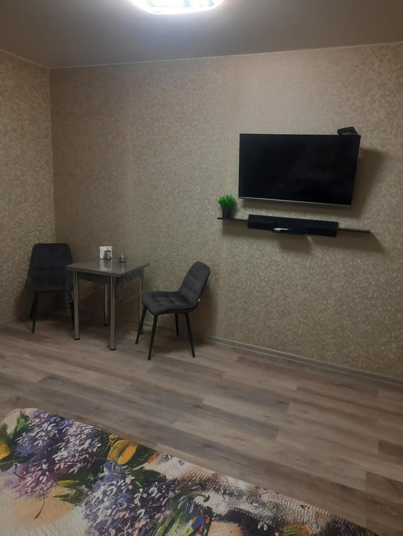 Квартира посуточно в 3м микрорайоне 16