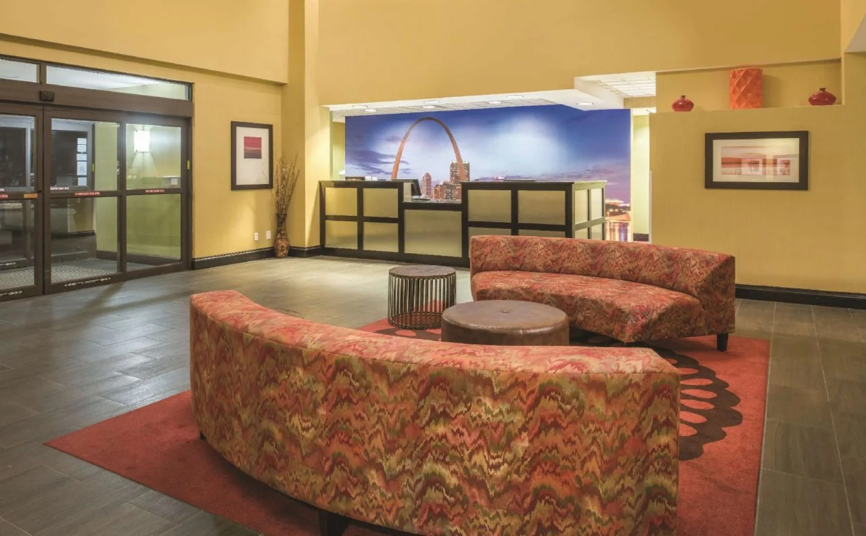 Holiday Inn Express St. Louis Arpt Maryland Hgts