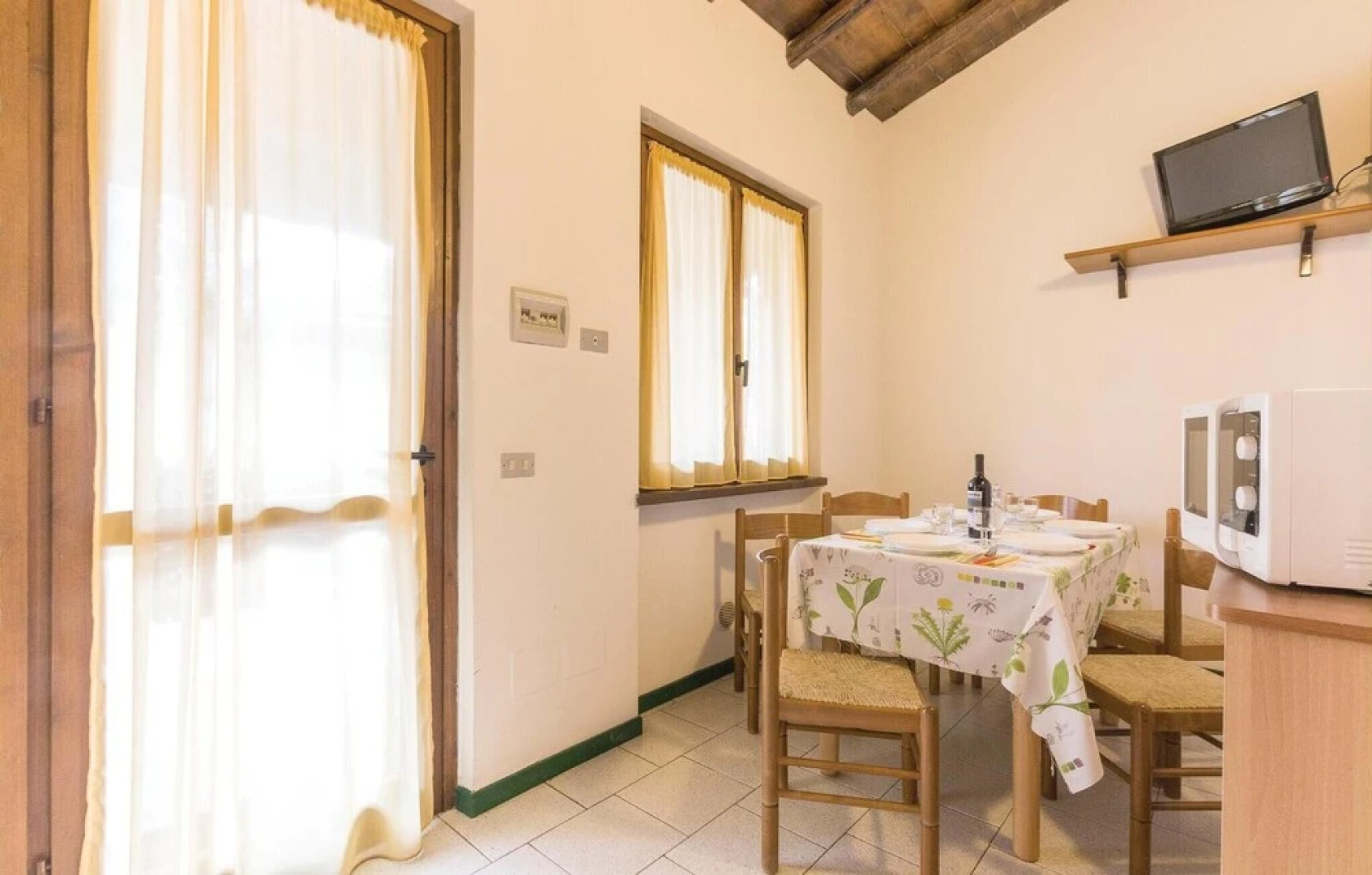 Awesome Apartment in Iseo BS With 2 Bedrooms, Wifi and Outdoor Swimming Pool