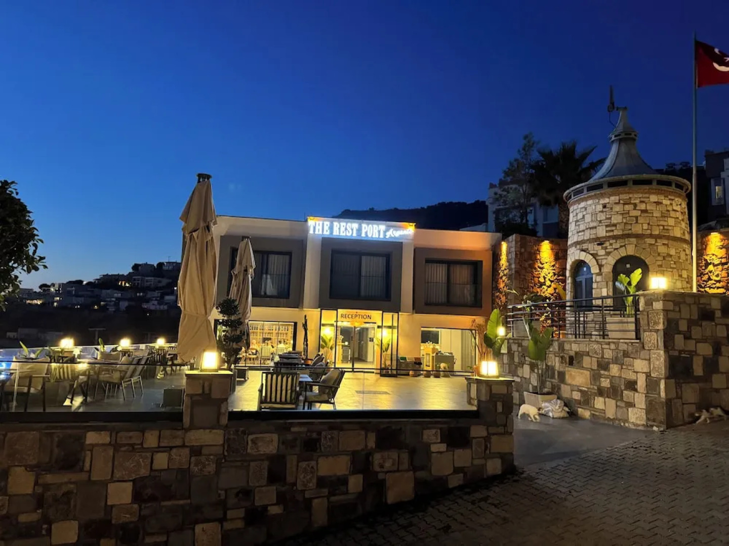 The Rest Port Argento