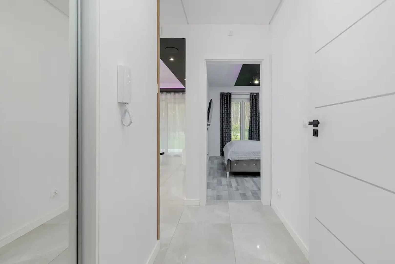 Apartment & Garden by Renters Prestige