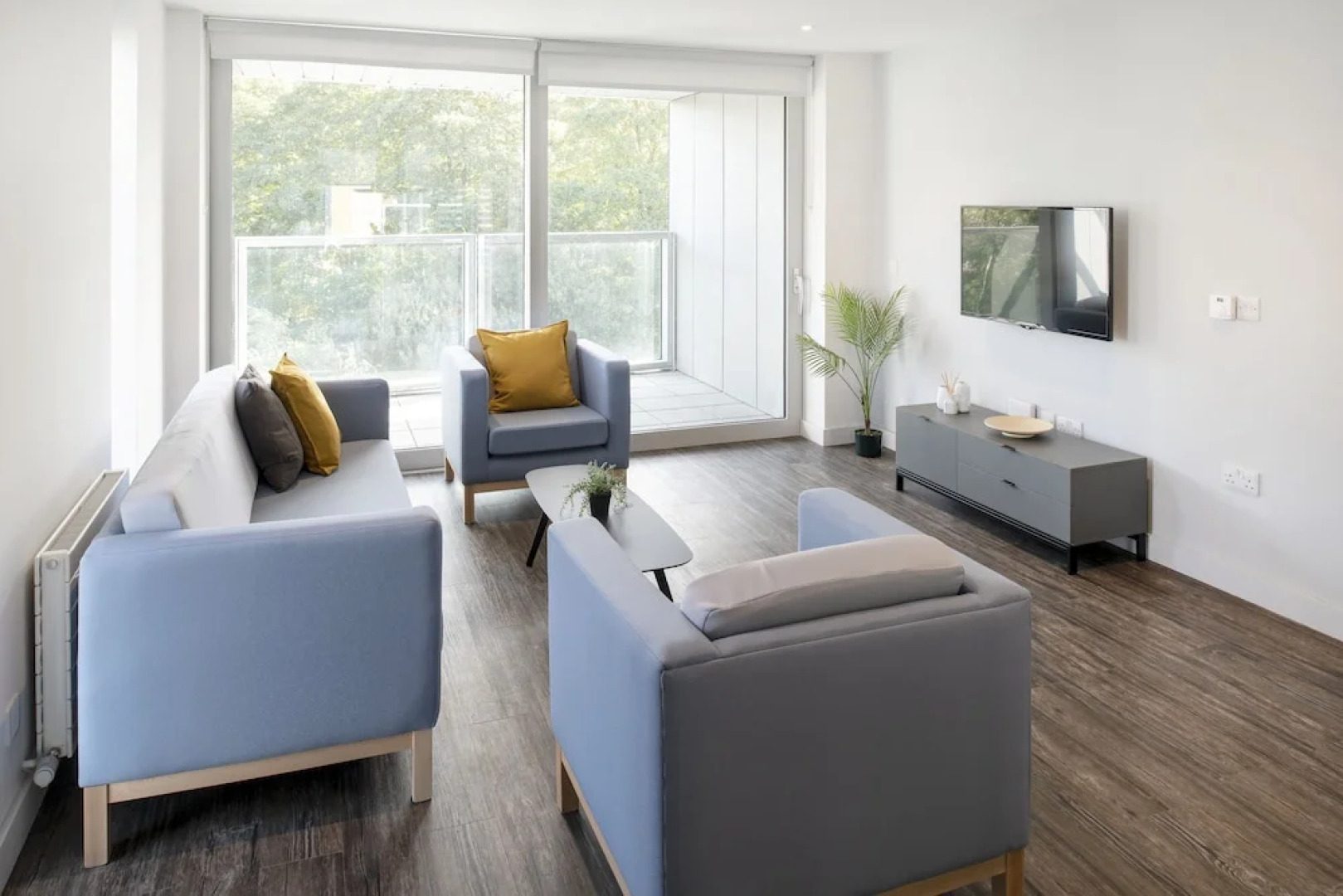 Yugo Explore - Amnis House