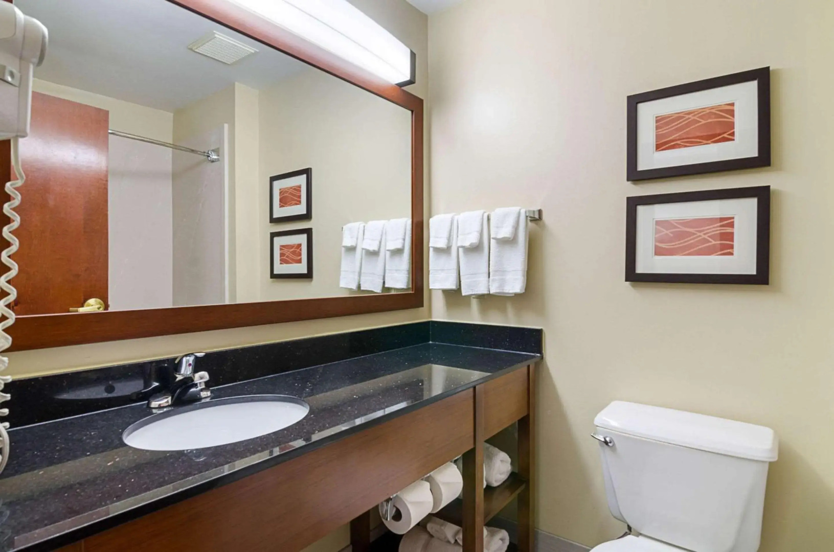 Comfort Inn & Suites Hutchinson