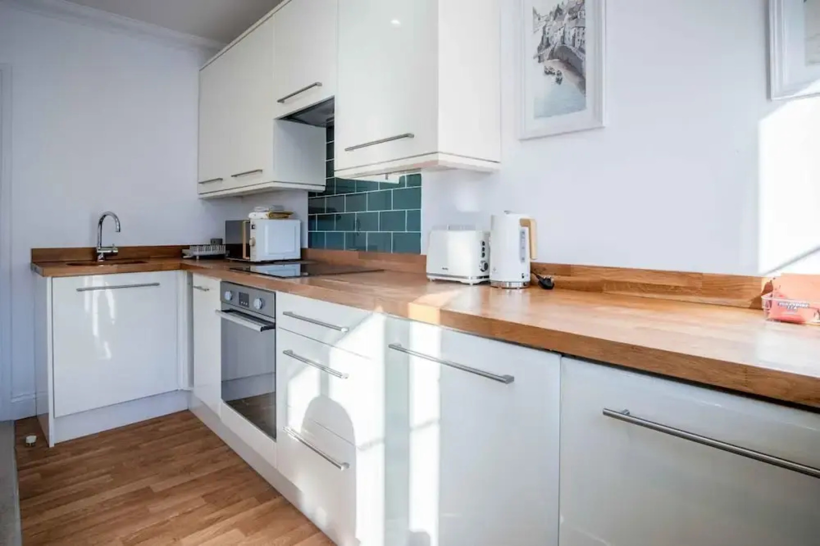 The Nook North Beach - 1 Bedroom Apartment - Tenby