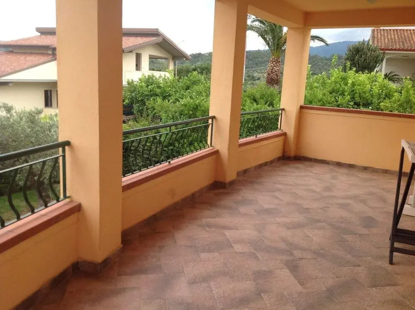 Villa Hermosa B And B