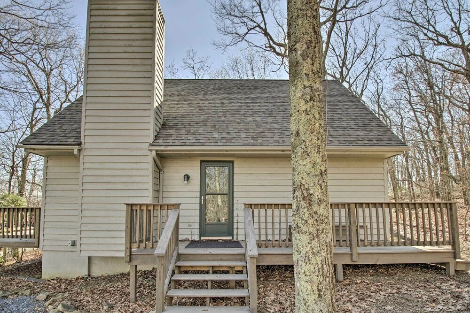 Cozy Wintergreen Cabin Near Mountain Inn & Slopes!