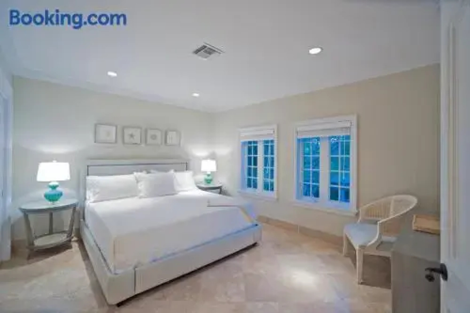 Coconut Walk by Grand Cayman Villas & Condos