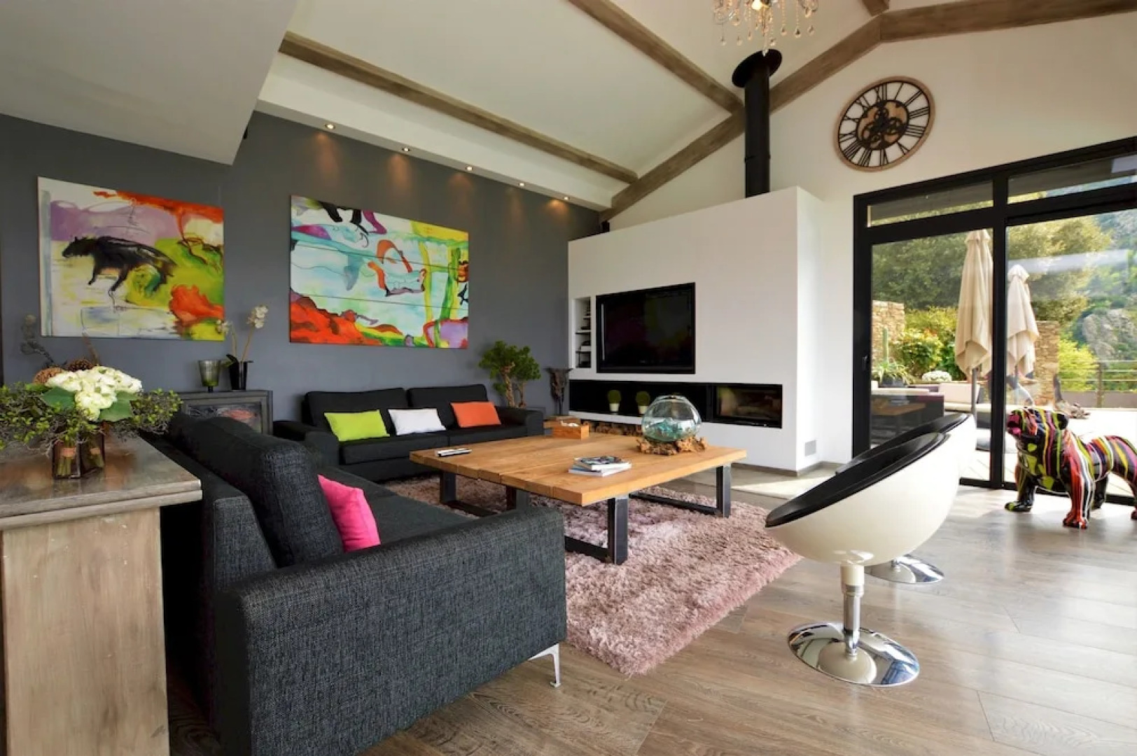 Villa piscine à débordement panorama