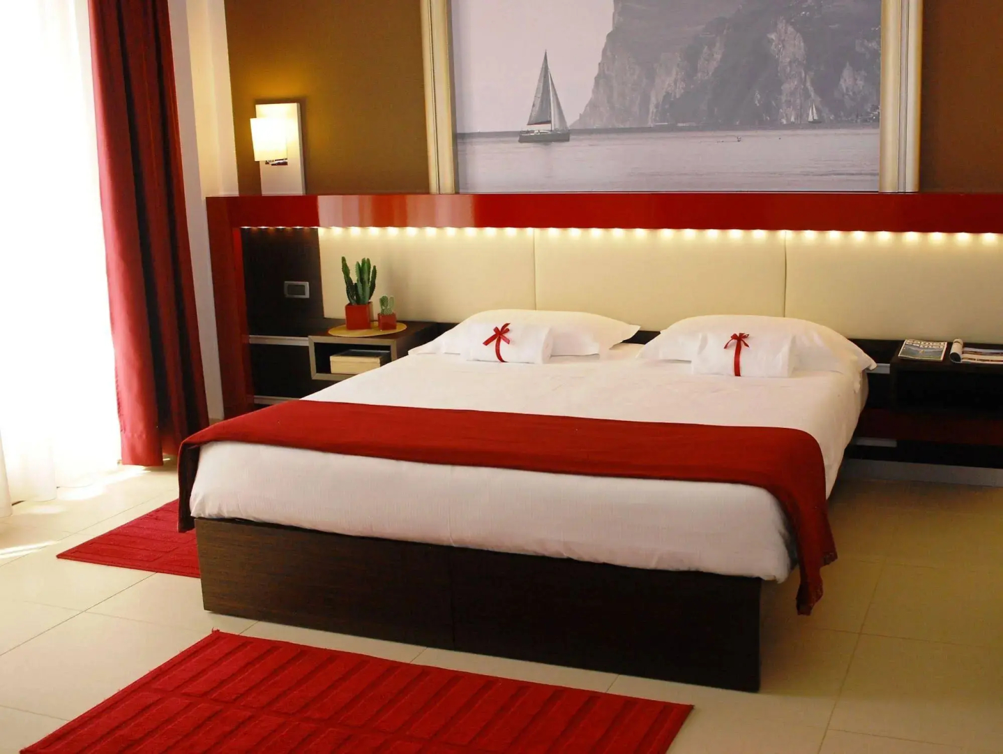 Kairos Garda Hotel