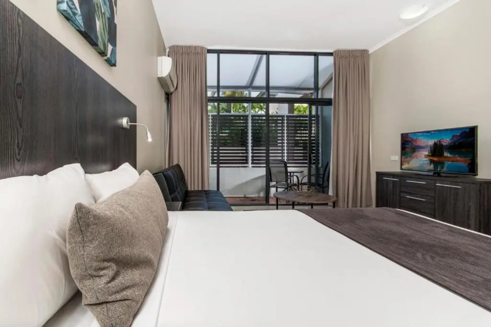 Cairns Sunshine Tower Hotel