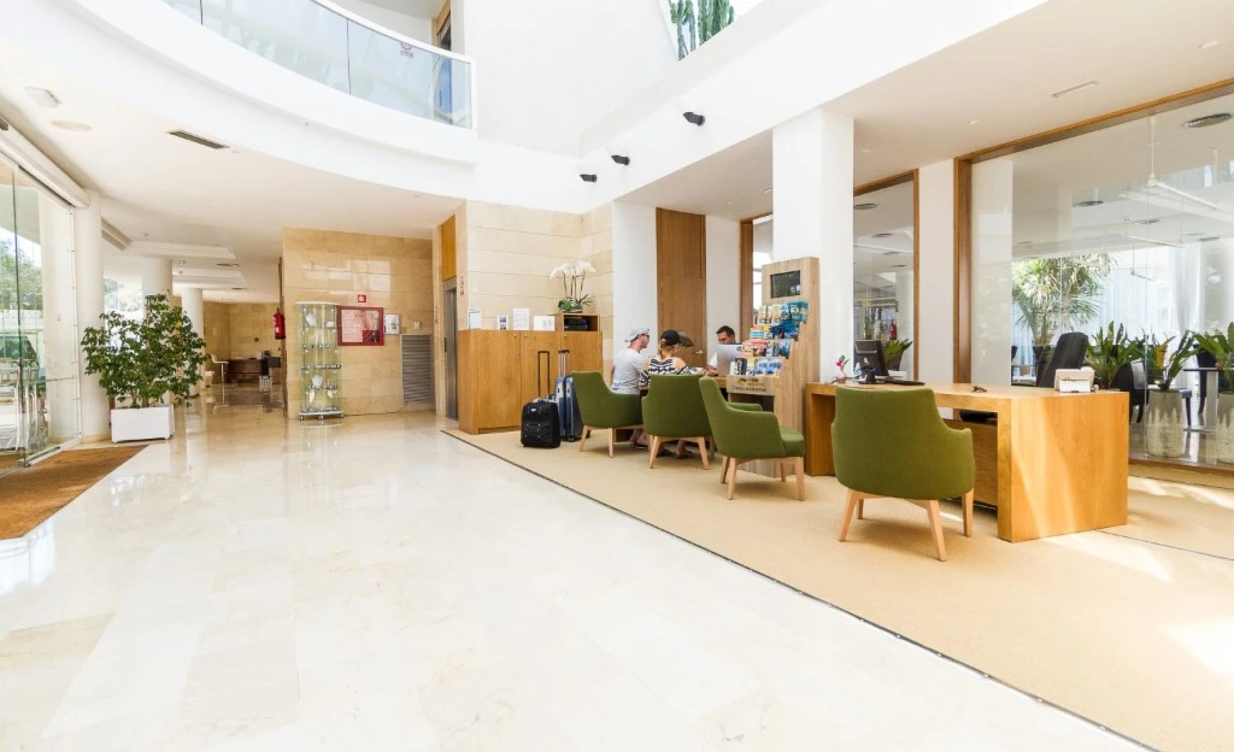 Eix Alzinar Mar Aparthotel