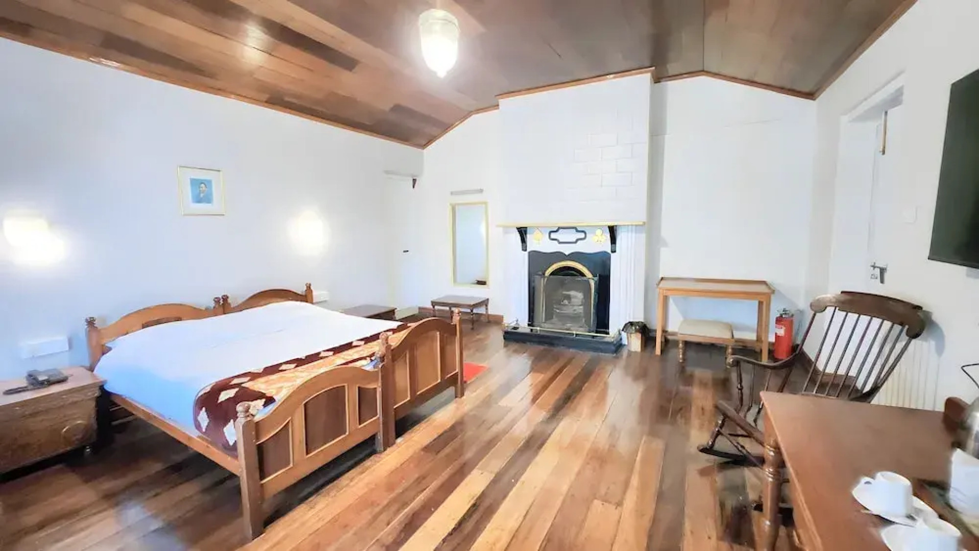 Ivanhoe Hotel A Heritage Property