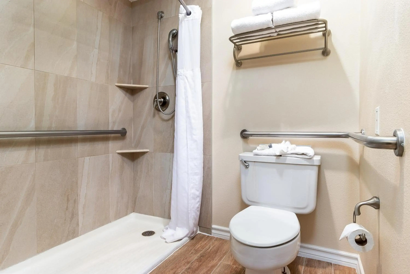 Chase Suite Hotel Newark-Fremont