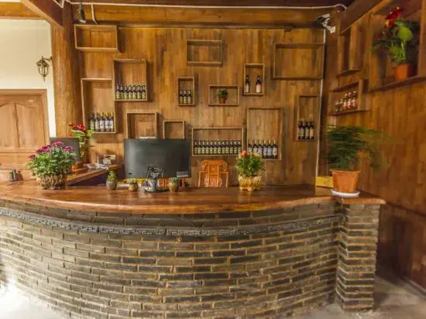 Guzang Xiangbala Diannan Wufu Boutique Inn