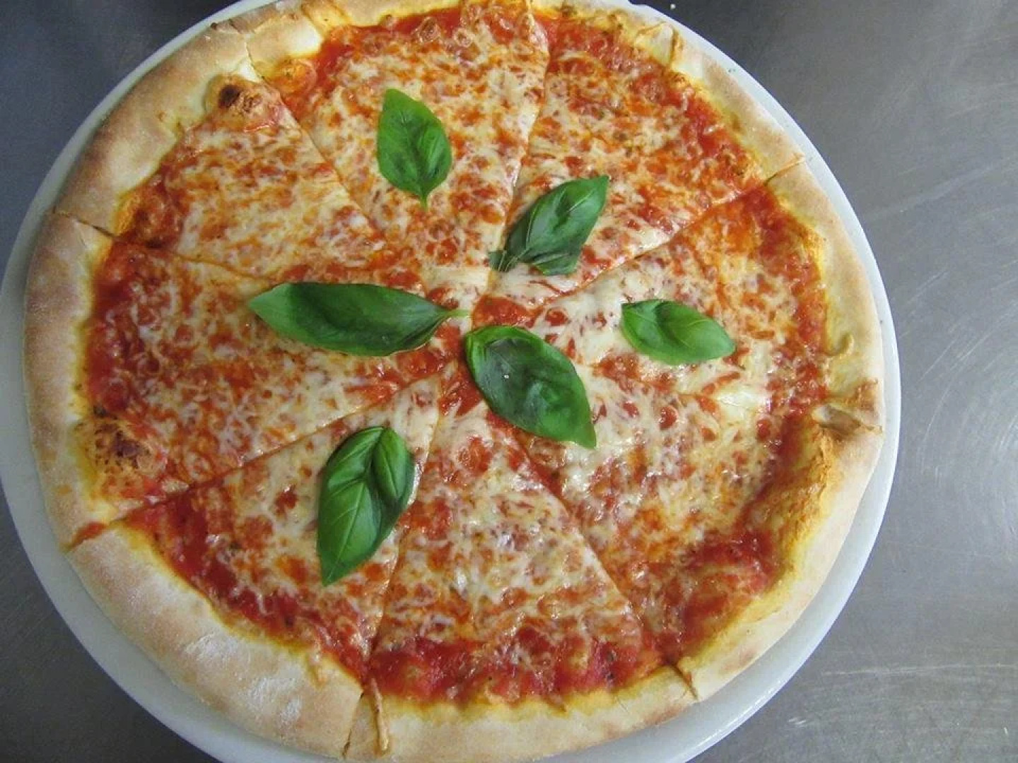 Restaurace a Penzion Lešná