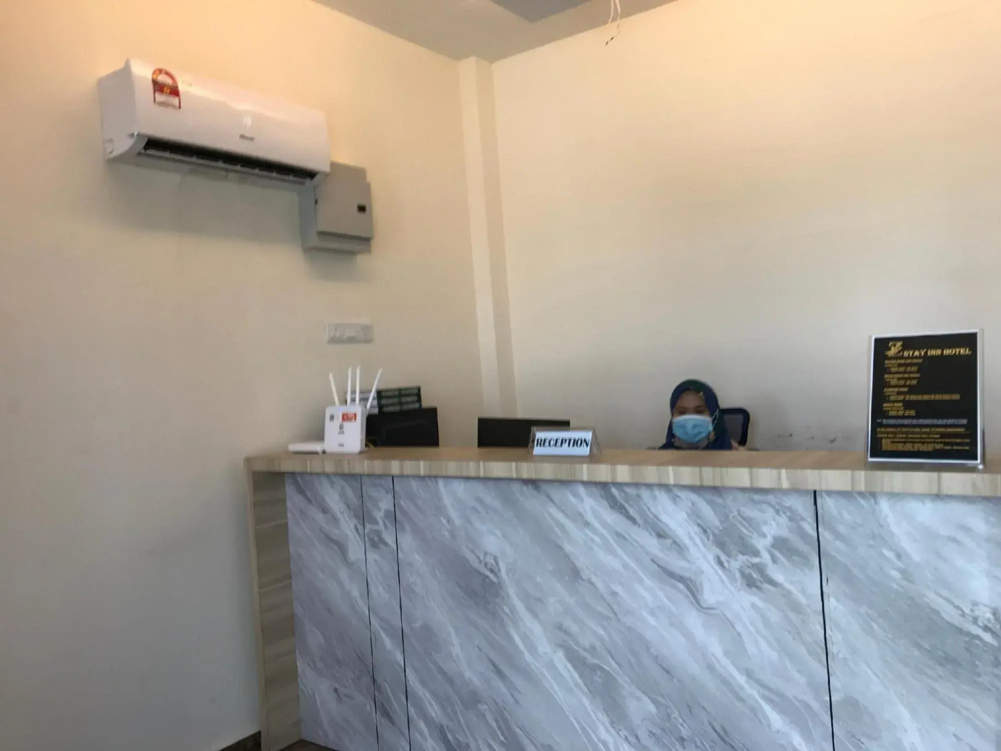 OYO 90506 Z Stay Inn Hotel