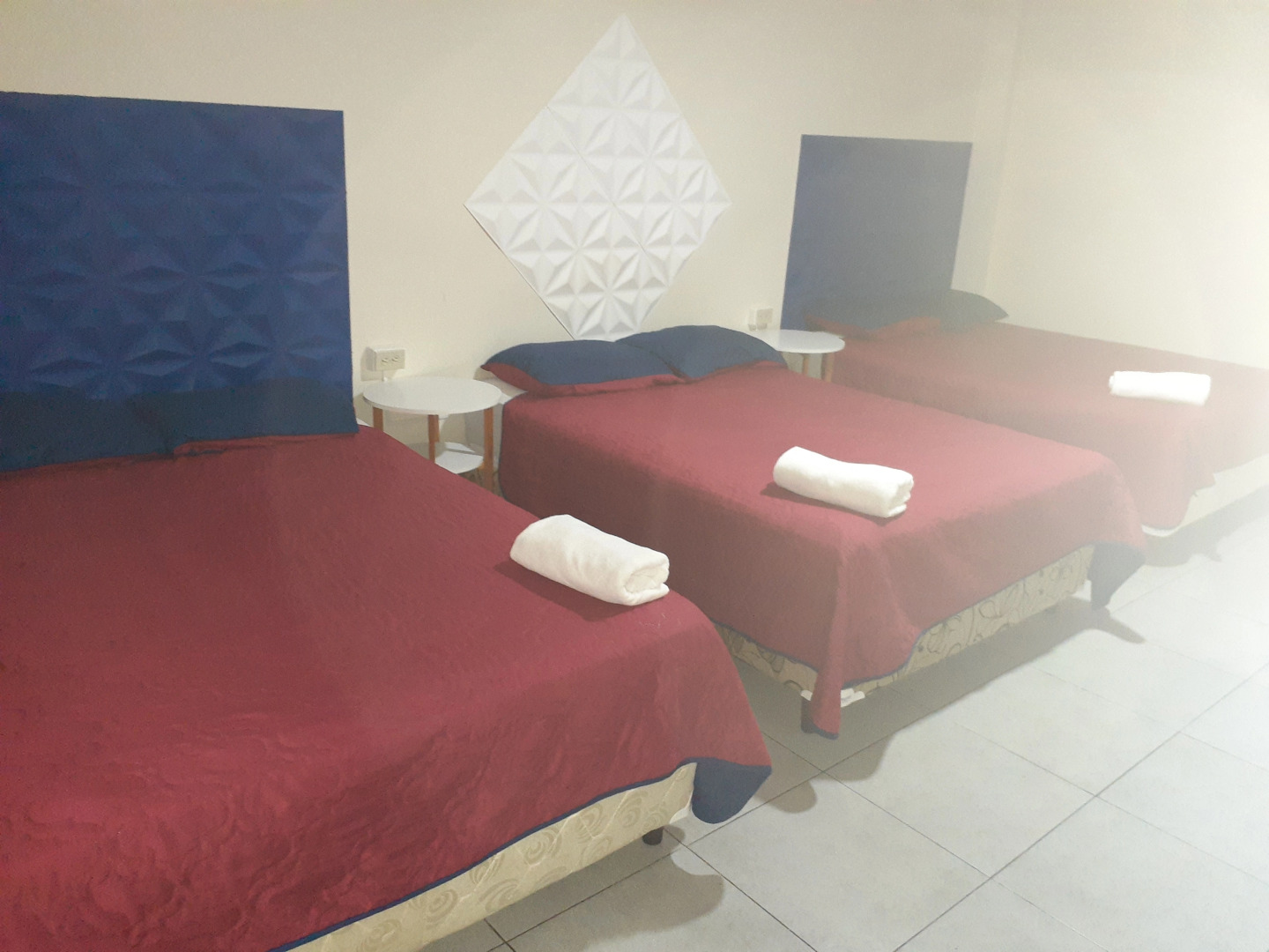 Hostal Express Inn Aeropuerto Internacional