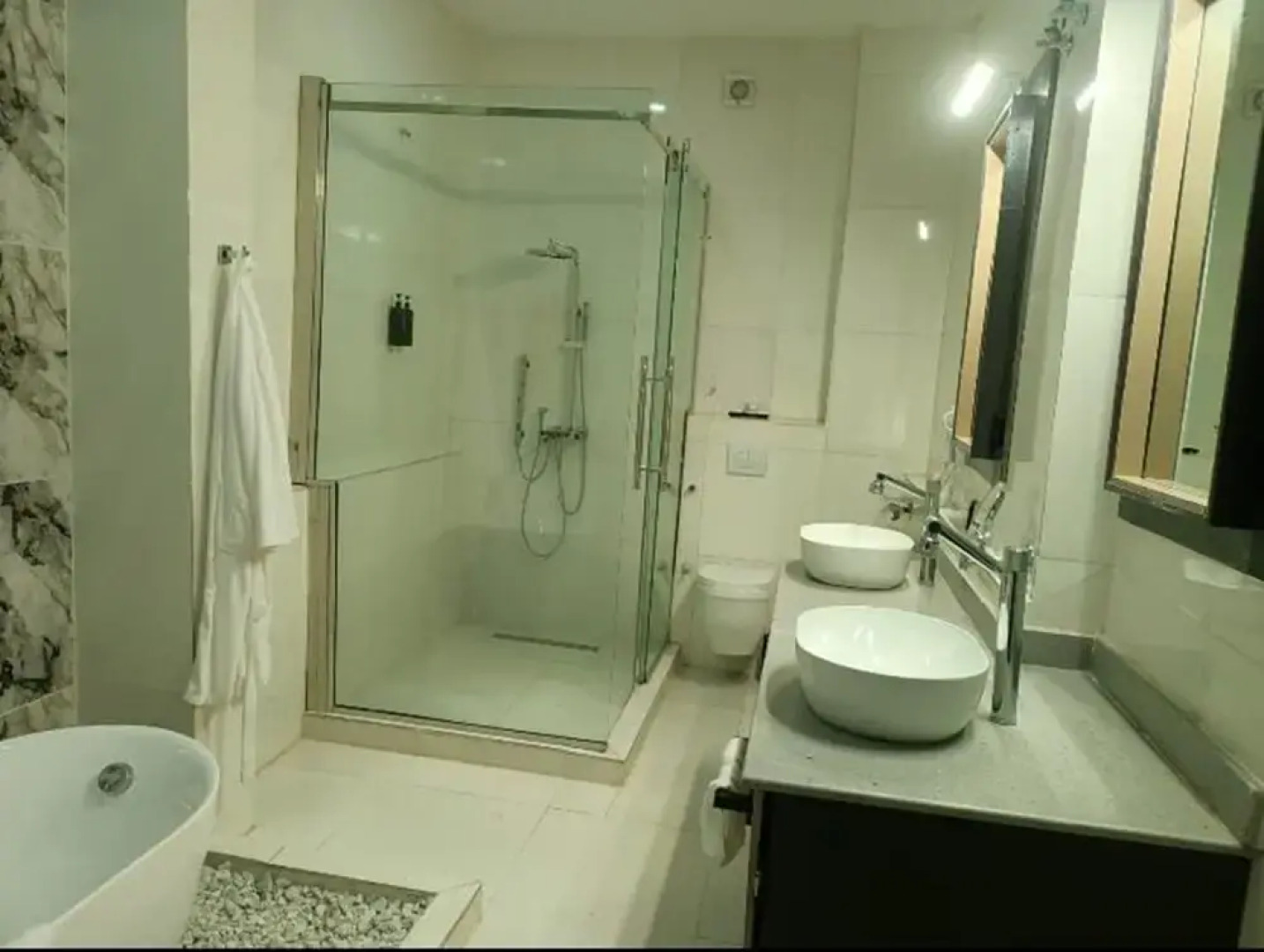 G Pinnacle Signature Hotel