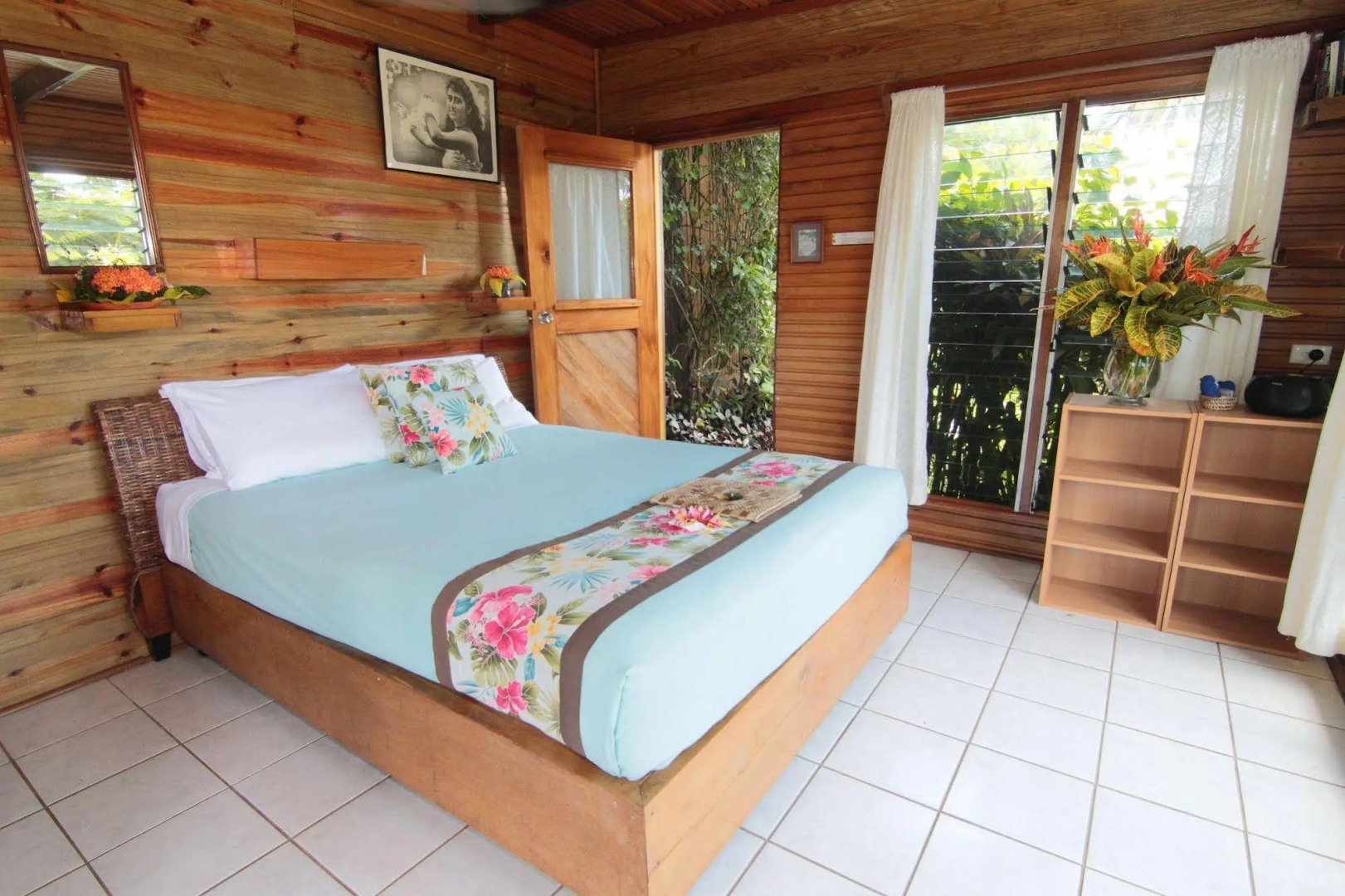 Coconut Grove Beachfront Cottages