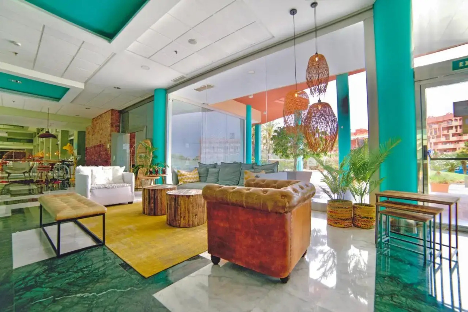 Holiday World Resort