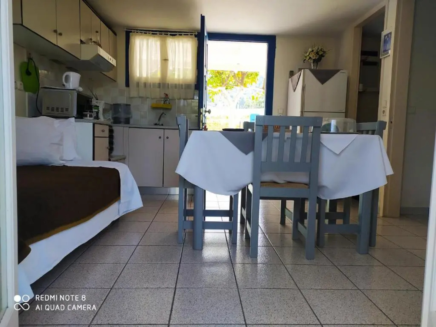 Sea waves apartments