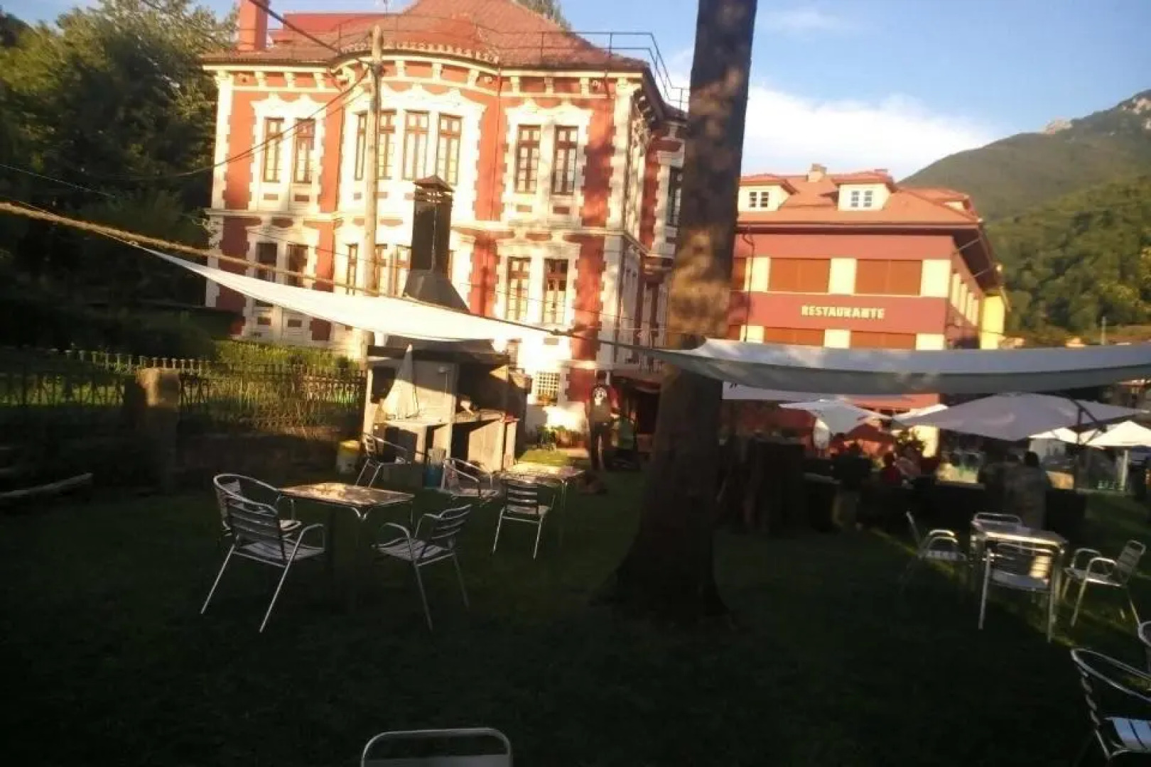 Hotel Restaurante El Parador De Felechosa