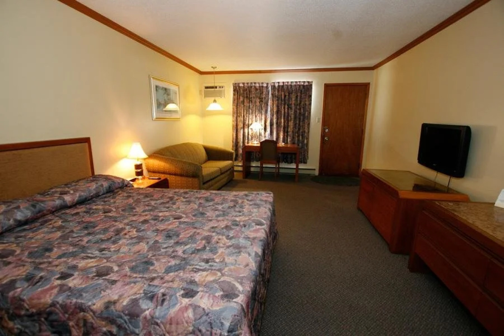 Balmoral Motel Hotel