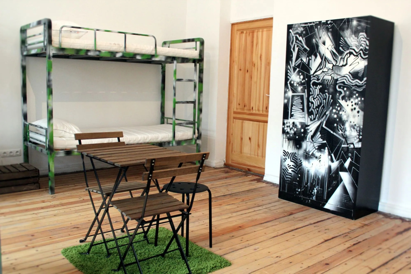 Hostel B&B&B&B&B - Adult Only