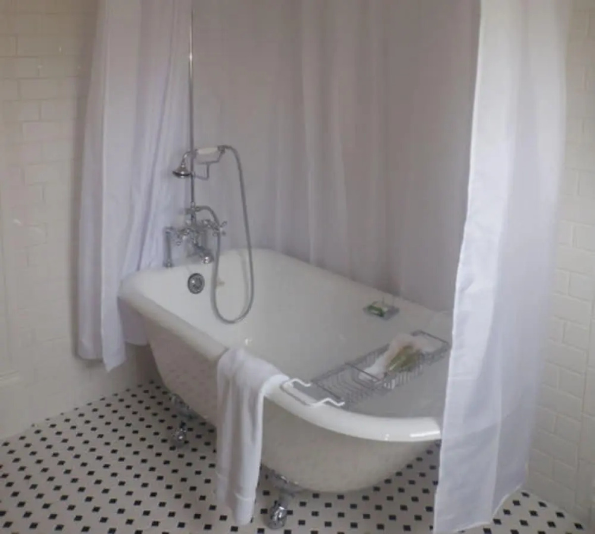 Butterfly Mansion Bed & Breakfast - No Pets Allowed